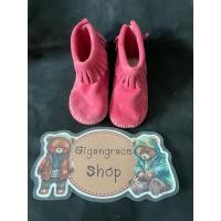 ราคา รองเท้าเด็กหัดเดิน รองเท้าบูทของเด็กมือสอง สีชมพู งานป้าย ของแท้ ความยาวเท้าด้านใน 9 5 ซม สภาพ 90 (41355696574)