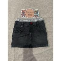 ราคา กระโปรงยีนส์สั้นของเด็กมือสอง สีดำ Size 120 แบรนด์ Arnold Palmer ของแท้ สภาพ 85 (46750721086)