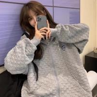 ราคา ใหม่2025 เสื้อแจ็คเก็ตมีหมวกแขนยาวมีซิป ลายใหม่ยอดฮิตของปี เสื้อโค้ด เสื้อกันหนาวแขนยาว มี กระเป๋า และ ซิป หน้า (24051657084)