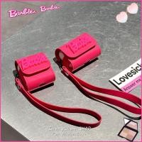 ราคา Rose สีแดงตุ๊กตาบาร์บี้สไตล์ใหม่หนังหูฟังสําหรับ AirPods 4 กรณีอินเทรนด์ป้ายรูปแบบหูฟังป้องกันกรณีสไตล์ใหม่สําหรับ AirPods2Pro หูฟังป้องกันกรณี AirPodsPro กรณี AirPodsPro2gen (42214336371)