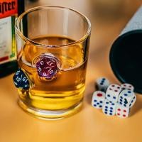 ราคา ลูกเต๋าหลายด้าน Dungeon King of Thousand Kings แก้ววิสกี้แก้ววิญญาณแก้วไวน์ขาวแก้วบรั่นดี 245ml (27441109713)