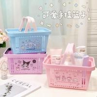 ราคา ตะกร้าอาบน้ำน่ารัก Kuromi Melody Cinnamoroll Hello Kitty สร้างสรรค์สำหรับบ้าน ตะกร้าอาบน้ำแบบถือ Stitch Snoopy สำหรับเก็บของใช้ในห้องน้ำ (43604578789)