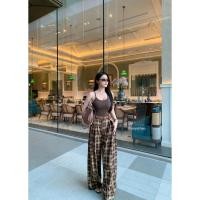ราคา งานป้าย Thanyathep เซ็ต3ชิ้น เสื้อบอดี้สูทสีน้ำตาล มาพร้อมกางเกงลายสก้อตทรง baggy ข็มขัด เนื้อผ้าดี ได้ลุคสวยหรู MD (41476332363)