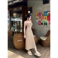 ราคา เดรส มาใหม่สวยมา ผ้าร่องยืดลายนำเข้า แต่งอะไหล่โลโก้กลางอก (44275753900)