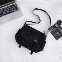 ราคา กระเป๋าสะพายไหล่ ความจุขนาดใหญ่ 13 3 นิ้ว สีดำ สำหรับผู้ชายและผู้หญิง (26106105085)