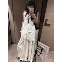 ราคา แขนกุดไซส์ใหญ่สำหรับผู้หญิง สไตล์ loose fit กับลุค slimmer พร้อม camisole ลายลูกไม้ ออกแบบ V neck และ hem slit (42372108904)