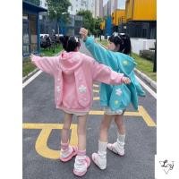 ราคา เสื้อแจ็กเก็ตกันหนาว แขนยาว มีฮู้ด แต่งหูกระต่ายน่ารัก ขนาดใหญ่ สําหรับคู่รัก (23578622780)