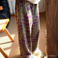 ราคา กางเกงเอวสูงขาบานสำหรับคนอ้วน ไซส์ใหญ่ 150 กก สบายๆ ในซั머 มีให้เลือกหลายสี เช่น สีเขียวและสีม่วง (41113362424)