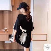 ราคา ขนาดใหญ่ สไตล์เรโทร เสื้อยืดผ้าฝ้ายแท้หลวม ขนาดใหญ่ เสื้อยืดยาวสำหรับผู้หญิง เสื้อยืดคู่รัก ลายแมวผ้าฝ้ายแท้ เสื้อยืดแขนสั้น ขนาดกลาง ฤดูร้อน 2025 ใหม่ สไตล์เกาหลีหลวม ขนาดใหญ่ (25293186991)