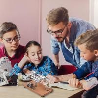 ราคา Joyfeel TH Stirling ชุดเครื่องยนต์เครื่องกำเนิดไฟฟ้ามอเตอร์ลมร้อนรุ่นที่มีไฟ LED การออกแบบมู่เล่การทดลองวิทยาศาสตร์ฐานไม้ DIY การศึกษาของเล่นสำหรับครูผู้ใหญ่เด็กโรงเรียนสำนักงานตกแต่ง LL (46801202462)