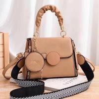 ราคา กระเป๋าสะพายข้าง กระเป๋าแฟชั่น แถมกระเป๋าสตางค์แมว (10320375071)