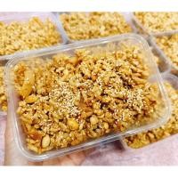 ราคา กระยาสารท น้ำอ้อย มะพร้าวอ่อน (29113535785)