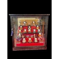 ราคา นำเข้าตกแต่ง ตู้โชว์ตุ๊กตาญี่ปุ่นโบราณ งานสะสมสไตล์ดั้งเดิม งดงามละเมียดละไม ถ่ายทอดวัฒนธรรมญี่ปุ่นผ่านศิลปะตุ๊กตา (40960681426)