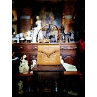 ราคา กระเป๋าหนังจระเข้หนังพื้นท้อง ? ? ? ? ? ? ? ? ? ? ? ? ? ? ? ? ? ? ? ขนาด 9x23x20 cm ของแท้ มือ 1 ทรงTop Handle Bag หรือ Flap Bag (26078959538)