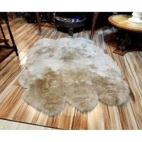 ราคา พรมขนแกะ ? ? ? ? ? ? ? ? ? ขนาด 134x180 cm ผลงานชิ้นนี้เป็นขนแกะฟอกนุ่ม นำเข้า สี light gray ขนนุ่มฟู ไม่หลุดร่วง พร้อมใช้งาน (25142385686)