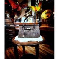 ราคา กระเป๋าหนังงูเหลือม ? ? ? ? ? ? ? ? ? ? ? ? ? ? ? ? ขนาด 12x33x22 cm ของแท้ มือ 1 ทรง Baguette (27678893160)