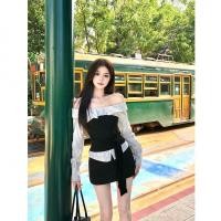 ราคา เสื้อผู้หญิงแขนยาว สไตล์ยืดหยุ่น กะเปิดไหล่ ลายทางสวยๆ (47700999177)