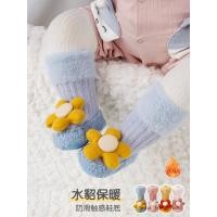 ราคา รองเท้าเด็กวัยหัดเดินพร้อมถุงเท้าหนาอบอุ่น สไตล์น่ารักดอกไม้สำหรับฤดูใบไม้ร่วงและฤดูหนาว (44750945904)