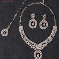 ราคา CODECOVE ชุดเครื่องประดับคริสตัล3ชิ้น แฟชั่นหรูหราสร้อยคอต่างหูชุด คุณภาพสูงแต่งงานรูปแบบเรขาคณิตสีทอง พลอยเทียม เค้นคอ ชุดผู้หญิง (29293458438)