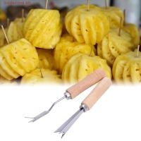 ราคา CODECOVE เครื่องปอกสับปะรด น้ํายาล้างเมล็ดสับปะรดมัลติฟังก์ชั่นแบบพกพา เครื่องมือผลไม้สแตนเลสด้ามไม้คลิปขุดตาบ้าน (42466460227)