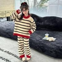 ราคา ชุดนอนเด็กผู้หญิงสไตล์ฤดูหนาว ออกแบบจากขนแกะสีปะการัง พร้อมขนาดกลางถึงใหญ่ และมีครึ่งเนื้อขนแกะ (40221781296)