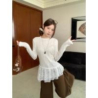 ราคา เสื้อสีดำเหมือนสตรอเบอร์รี่ ลายลูกไม้แขนยาวเรียวบางมีกระโปรงระบาย (43826421780)