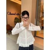 ราคา เสื้อเชิ้ตยาวคอกลมสีขาวสำหรับผู้หญิง ผ้าเนื้อเรียบด้านบน มีลายลูกไม้ภายใน เหมาะสำหรับฤดูใบไม้ร่วง (44474060674)