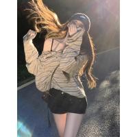 ราคา สินค้าจัดส่งทันที เสื้อยืดแขนยาวเปิดไหล่ลายทางรสเผ็ด (27618185685)