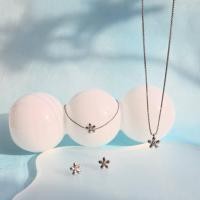 ราคา WELRY acc พร้อมส่ง เซตสีเงิน สร้อยคอ สร้อยข้อมือ ต่างหู รุ่น Bloom (28932393461)