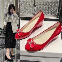 ราคา รองเท้าส้นเตารีดสำหรับผู้หญิง พร้อมให้เลือกหลากหลายไซส์ (47201706476)