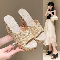 ราคา รองเท้าส้นเตารีดผู้หญิง ขนาด 34 35 36 37 38 39 40 41 42 (27457954561)