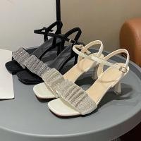 ราคา รองเท้าส้นสูง 34 41 42 ประดับคริสตัล หัวสี่เหลี่ยม แต่งสายรัดข้อเท้า สีดํา สําหรับผู้หญิง (22771796086)