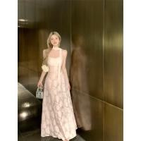 ราคา ชุดเดรสสายเดี่ยวสำหรับผู้หญิงชุดเดรสรัดรูปสำหรับวันหยุดฤดูร้อนเดรสยาวทรงเอเก็บเอวสไตล์เพียวๆ (24944533397)