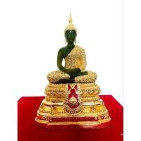 ราคา พระแก้วมรกต ทรงเครื่องฤดูฝน วัดพระศรีรัตนศาสดาราม สำนักพระราชวัง จัดสร้าง ปี2542 (15698519425)