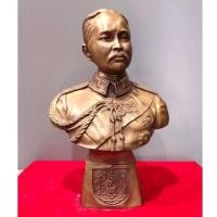 ราคา พระบรมรูป รัชกาล ที่ 5 ครึ่ง องค์ ที่ระลึกงานครบรอบ100ปี วัดราชบพิธ ปี2514 สูง14นิ้ว (3865948399)