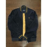 ราคา เสื้อแจ็คเก็ตบอมเบอร์ผ้าลูกฟูก Corduroy Bomber Jacket จากแบรนด์ Fred Perry สภาพ 98 Size s อก 42 นิ้ว ยาว 68 ซมใส่สบาย (43019005158)