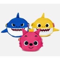 ราคา กระเป๋าครอสบาร์เนอร์สำหรับเด็ก แบบปรับได้ สไตล์ตัวละครBaby Shark และPinkfong (27143626123)