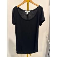 ราคา White House Black market เสื้อยืดสีดำคอยูผ้าเรย่อน (43523022314)