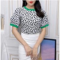 ราคา เสื้อยืดสีขาวลายดอกตัดขอบสีเขียวแขนตุ๊กตา (40076119548)