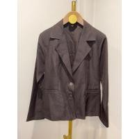 ราคา E245 Blazer สีเทาเข้ม Size M เหมาะกับอกไม่เกิน34 สภาพใหม่ (44010093591)