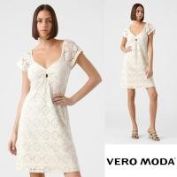 ราคา Vero moda dressลูกไม้สี ครีม อกบิดเกลียว size L อก38 D147 (29778792020)