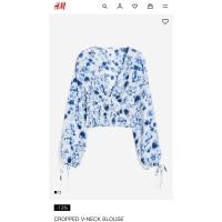ราคา E377 CROPPED V NECK BLOUSE COLOUR White Blue floral (49501332583)