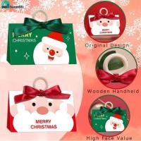 ราคา กล่องใส่ของขวัญรูปหนังสือคริสต์มาส กล่องใส่ขนมพร้อมด้ามจับไม้ กระดาษคราฟท์ ถุงใส่ขนมคุกกี้ซานต้า ของตกแต่งงานปาร์ตี้คริสต์มาส 2025 ตกแต่งบ้านปีใหม่ (40176009377)