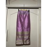 ราคา ผ้าถุงสำเร็จ รอบเอว 26 ผ้าถุงยาว สีม่วง ผ่าหลัง สวย สภาพดีมาก เอว 26 สะโพก 36 ความยาว 37 (55001182396)