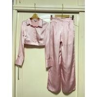 ราคา Jaspal brand Set เสื้อ กางเกงขายาว Z Xs สีชมพู สวย สภาพดีมากค่ะ เสื้อ อก34 ความยาว14 กางเกง เอว26 สะโพก36 ความยาว40 (42467667896)