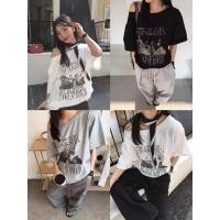 ราคา เสื้อปาดไหล่แขนสั้นผู้หญิง เหมาะสำหรับ สาวอวบใส่ได้ ใส่ชิวชิว ผ้านิ่ม สไตล์ เกาหลี สวมใส่สบาย คอกว้าง เสื้อยืดวินเทจ (43160375440)