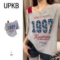 ราคา เสื้อปาดไหล่สไตล์เรโทร สาวอวบใส่ได้ คอกว้าง ผ้านิ่ม สกีนลาย ใส่ทำงานได้ Oversize เสื้อยืดสวยๆผู้หญิงที่กําลังฮิต ใส่สบาย (40358420669)