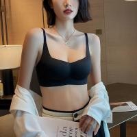 ราคา ชุดชั้นในขายร้อนหน้าอกเล็กไม่มีรอยต่อ Push up Half Cup ชุดชั้นในไร้สาย (26564102532)