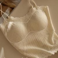ราคา ลูกไม้เซ็กซี่ เสื้อชั้นในสตรี ผู้หญิงที่มีแผ่นหน้าอกสายคล้องไหล่บางชุดชั้นในสีขาว (29139963490)