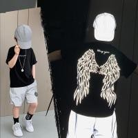 ราคา 2025 ฤดูร้อนสไตล์ใหม่เวอร์ชั่นเกาหลีเด็กชายแองเจิลปีกสะท้อนแสงเสื้อยืดแขนสั้นกลางเด็กใหญ่สบายๆ (42772311585)